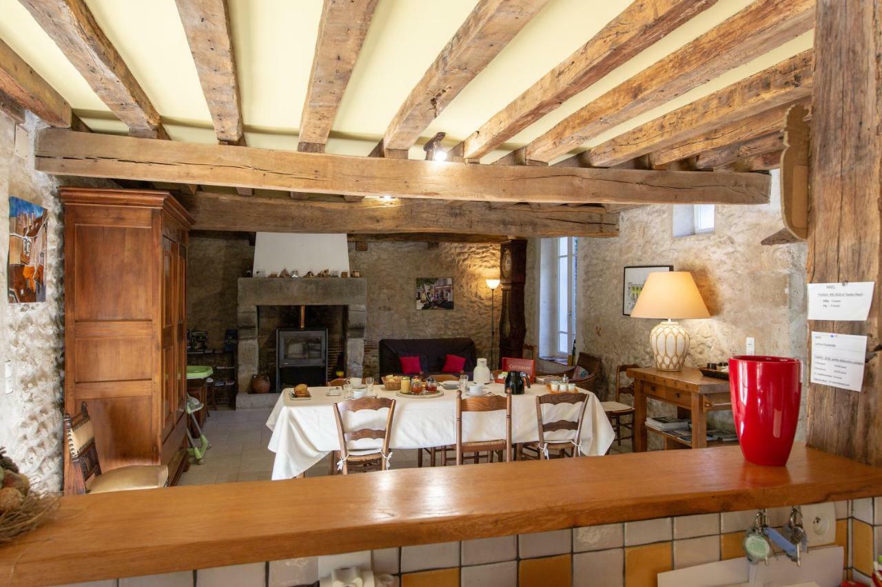Le Clos Tilia Bed & Breakfast Clery-Saint-Andre Exterior photo